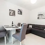 Vesna Apartment