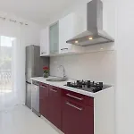Vesna Apartment Grebastica