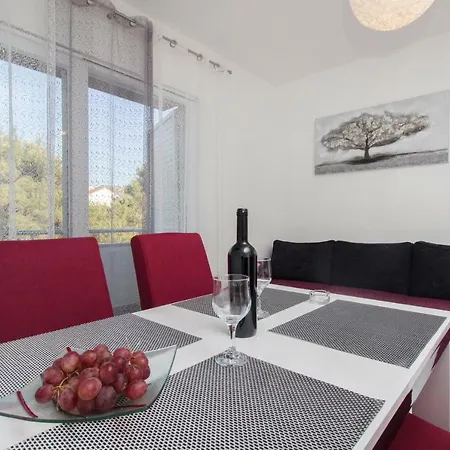 Appartement Vesna *