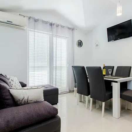 Apartment Vesna *