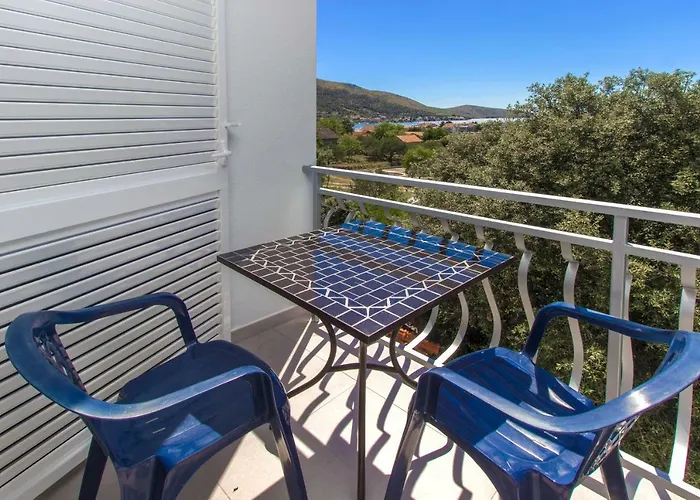 Vesna Apartman Grebastica